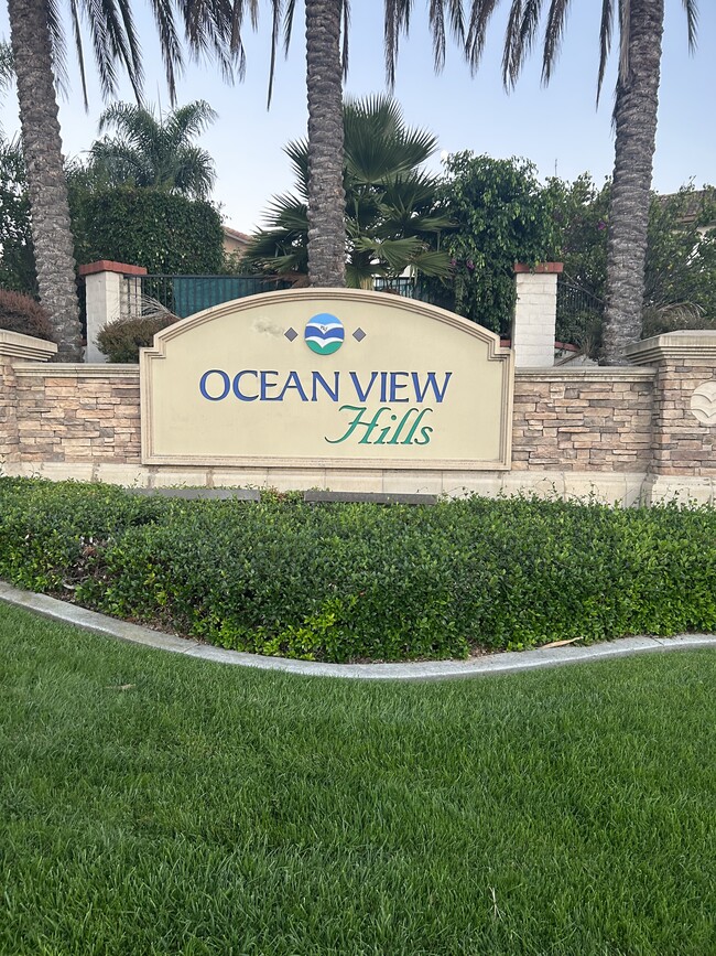 521 Island Breeze Ln, Unit Furnished studio with uti in San Diego, CA - Building Photo - Building Photo