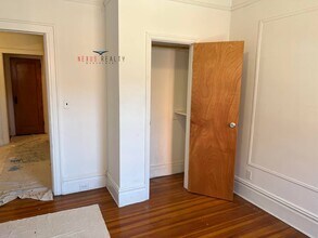 25-66-66 42nd St in Queens, NY - Building Photo - Building Photo