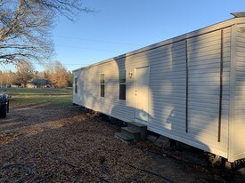 12130 FM 3226 in Arp, TX - Building Photo
