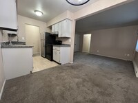 44 E Willow St, Unit 3 - 6