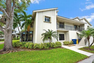 803 Clubhouse Cir in Jupiter, FL - Building Photo