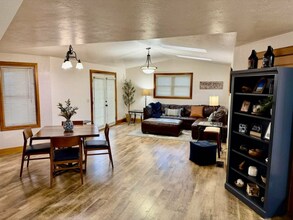 528 W Columbia St in Colorado Springs, CO - Building Photo - Building Photo