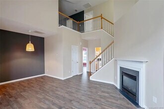 Room in Townhome on Stratfield Pl Cir in Pineville, NC - Building Photo - Building Photo