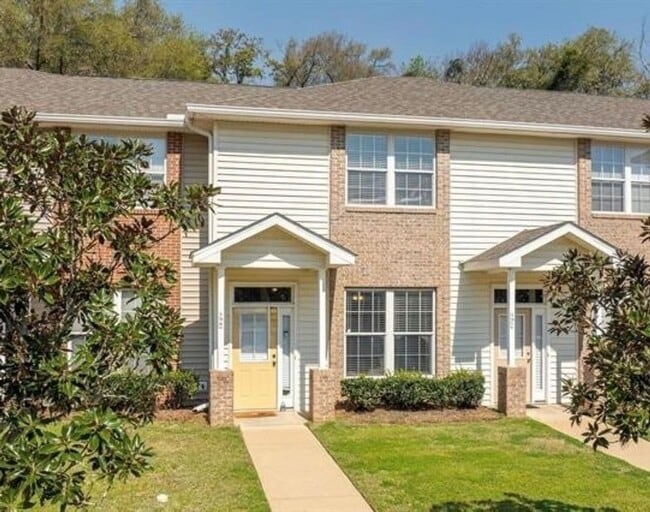 property at 3400 Old Bainbridge Rd