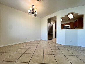 1400 Jamielinn Ln in Las Vegas, NV - Building Photo - Building Photo