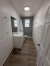 1045 W Gore St in Orlando, FL - Building Photo - Building Photo