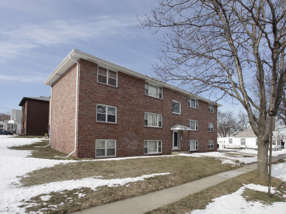 931 S 22nd St in Lincoln, NE - Building Photo