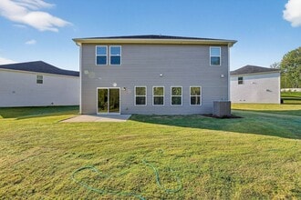 2143 Rolling Hls Ct in Stanley, NC - Building Photo - Building Photo