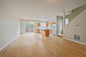 17475 SW Jay St in Beaverton, OR - Building Photo - Building Photo