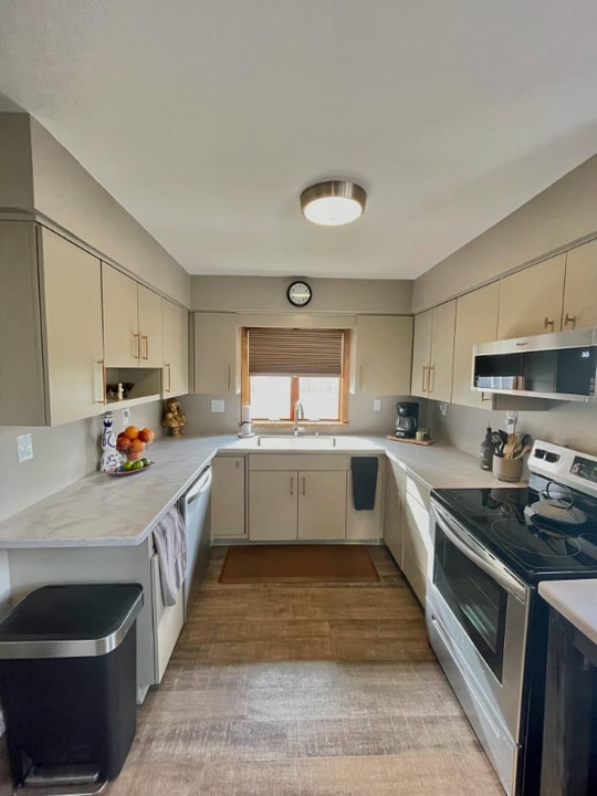 154 Andrews Park Blvd in Erie, PA - Building Photo