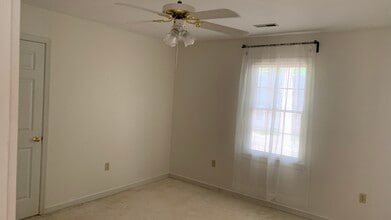 12406 McAllen Ct in Midlothian, VA - Building Photo - Building Photo