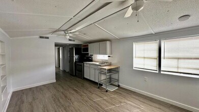 23 Fairview Dr N in Haines City, FL - Foto de edificio - Building Photo