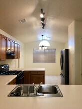 7316 Syr Dr NE in Rio Rancho, NM - Building Photo - Building Photo