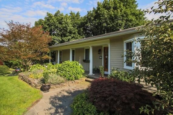 522 Thornell Rd in Pittsford, NY - Building Photo - Building Photo