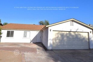 2222 W Bowker St in Phoenix, AZ - Building Photo
