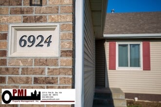 6924 Whitewater Ln in Lincoln, NE - Building Photo - Building Photo