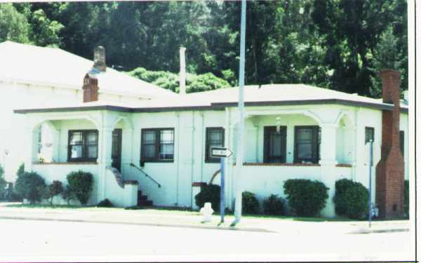 1002 Alhambra Ave in Martinez, CA - Foto de edificio - Building Photo