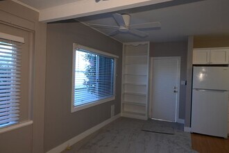 1730 Ebers St in San Diego, CA - Building Photo - Building Photo