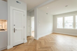 16 Forest St in Cambridge, MA - Building Photo - Building Photo