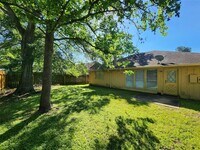 15006 Yorktown Colony Dr photo'