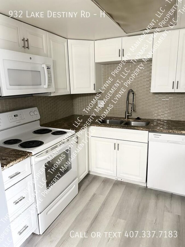 932 Lake Destiny Rd in Altamonte Springs, FL - Building Photo - Building Photo