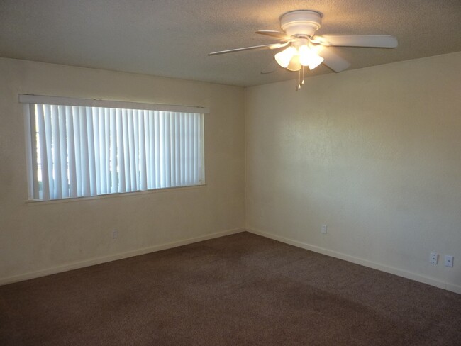 4198 George Ave in Olivehurst, CA - Foto de edificio - Building Photo