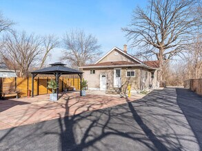 608 Woodruff Ave in Joliet, IL - Building Photo - Building Photo