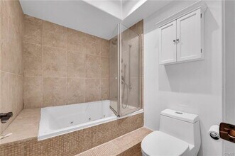 10211 Clematis Ct in Los Angeles, CA - Building Photo - Building Photo