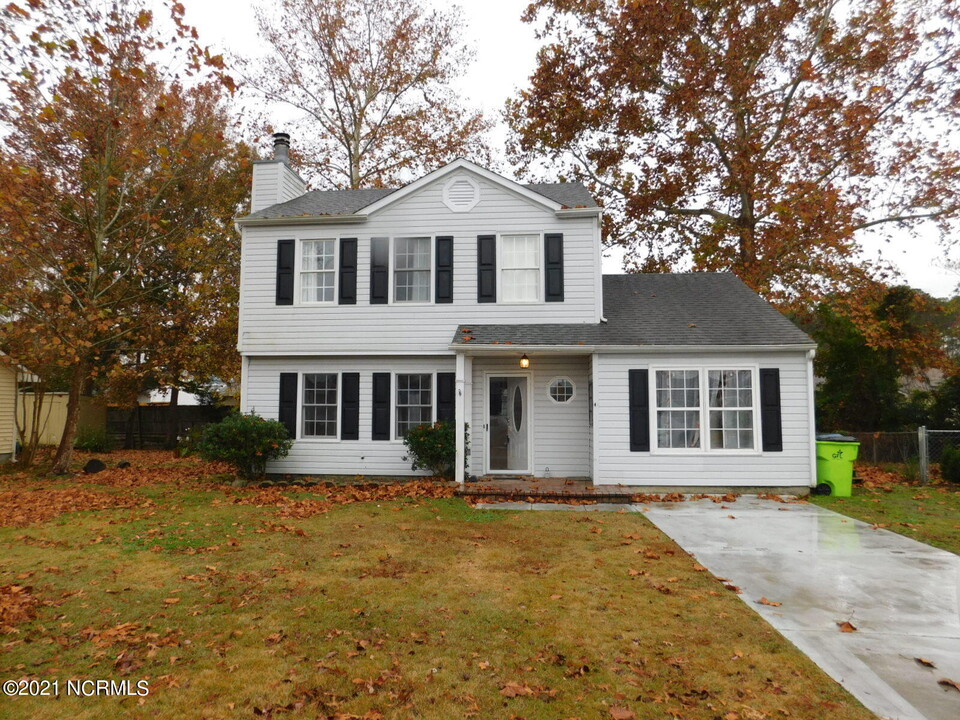 605 Timber Ct in Havelock, NC - Building Photo