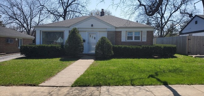 property at 2049 Magnolia Rd