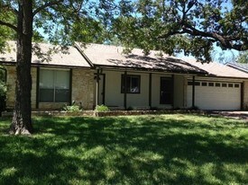 5103 Dull Knife Dr in Austin, TX - Building Photo