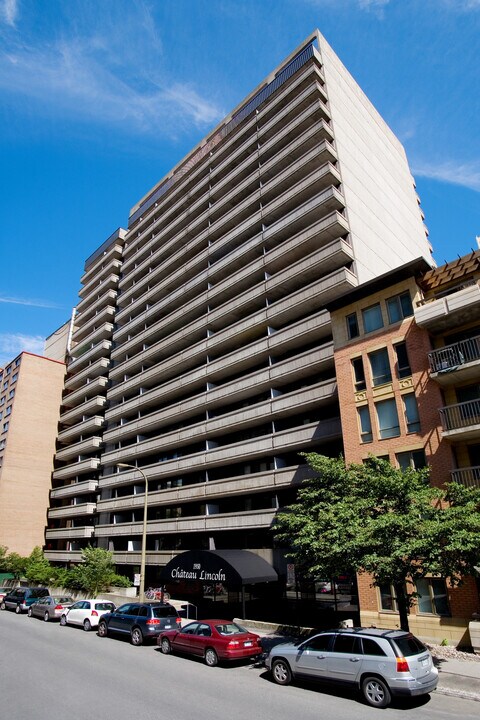 1950 Lincoln Av in Montréal, QC - Building Photo