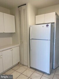 1 E University Pkwy photo'