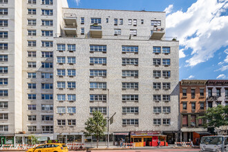 1470 First Ave in New York, NY - Building Photo - Building Photo