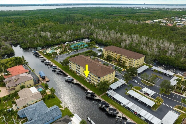 1799 Four Mile Cove Pkwy in Cape Coral, FL - Foto de edificio - Building Photo