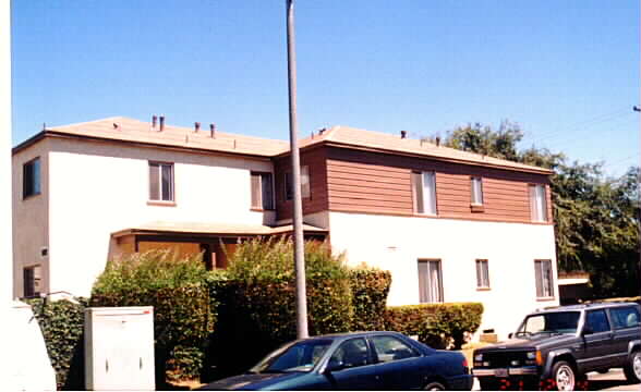 8515 EMERSON AV in Los Angeles, CA - Building Photo