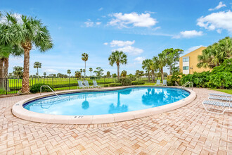 Retreat @ Golf Links in Melbourne, FL - Foto de edificio - Building Photo