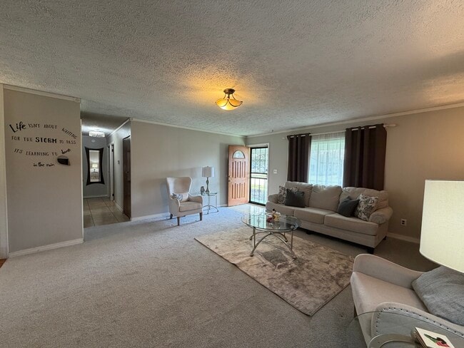 property at 3513 Roseway Dr