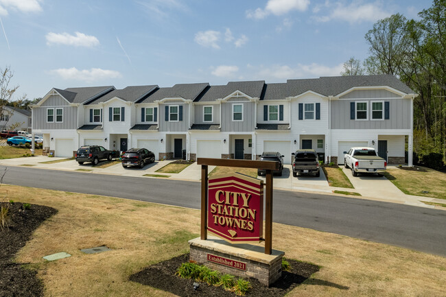 City Station Townes in Greer, SC - Building Photo - Building Photo