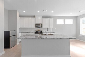 2817 Bluebonnet Ridge Dr in Conroe, TX - Building Photo - Building Photo