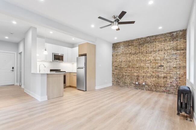 7503 N Eastlake Ter in Chicago, IL - Building Photo - Building Photo