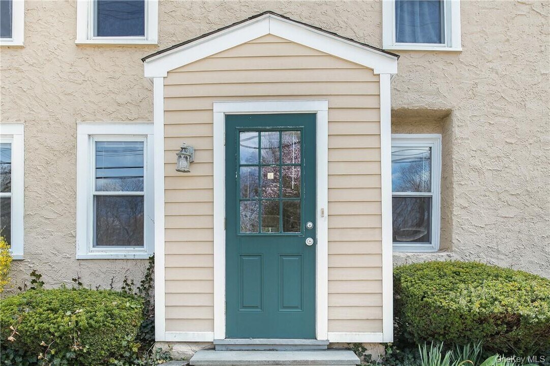 99 Maple Ave in Rye, NY - Building Photo