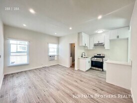 404 N Coronado St in Los Angeles, CA - Building Photo