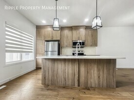 9473 Colak Ln SW in Edmonton, AB - Building Photo