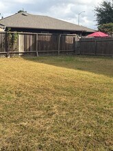 16410 Amy Ridge Rd in Houston, TX - Building Photo - Building Photo