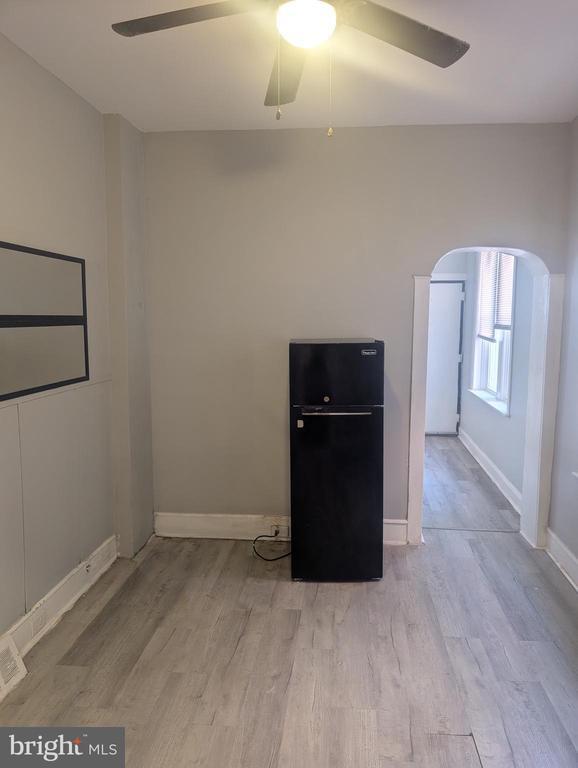 422 Viola St in Camden, NJ - Building Photo - Building Photo