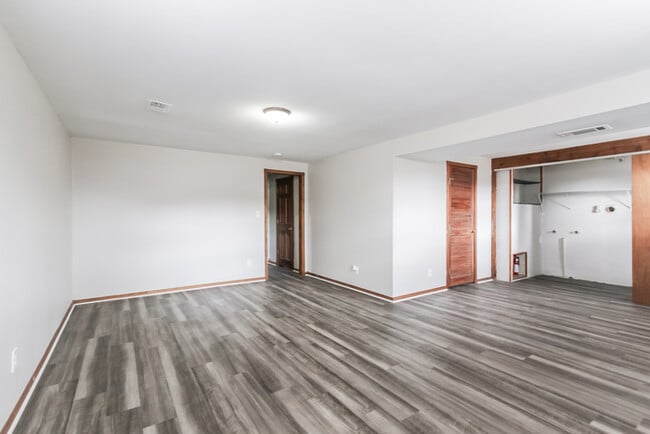 4 Hyde Park Row in Brownsburg, IN - Building Photo - Building Photo