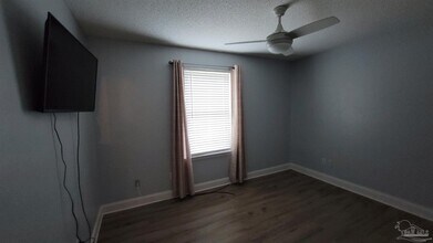 2080 Winners Cir in Gonzalez, FL - Building Photo - Building Photo
