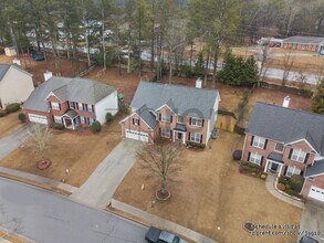 3990 Embassy Walk Way in Lilburn, GA - Building Photo - Building Photo