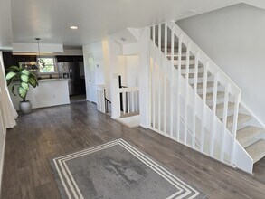 2207 Rockbridge Rd in Virginia Beach, VA - Building Photo - Building Photo